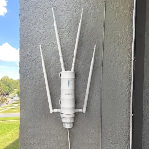 WAVLINK 2025 AC1200 Outdoor WiFi Extender